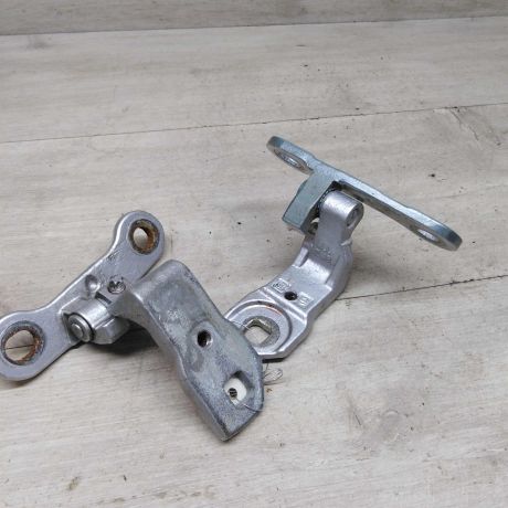 petlia-dveri-zadniaia-nizniaia-opel-vectra-c-art-81161-big-1