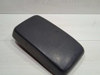 podlokotnik-toyota-corolla-ix-e120-e130-art-81926