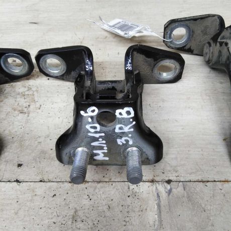 petlia-dveri-mitsubishi-lancer-x-art-82104-big-6