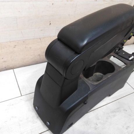 podlokotnik-ford-focus-3-art-82230-big-5