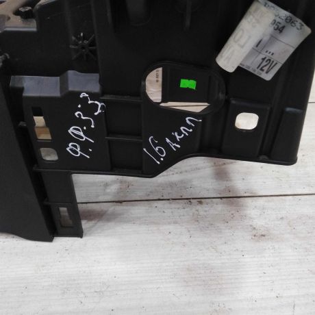 podlokotnik-ford-focus-3-art-82230-big-8