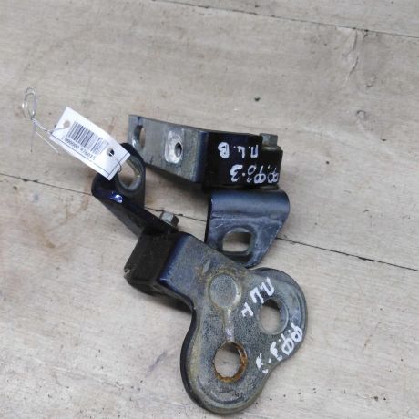 petlia-dveri-peredniaia-levaia-ford-focus-3-art-82499-big-0