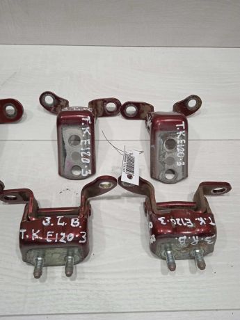 petlia-dveri-toyota-corolla-ix-e120-e130-art-82776-big-3