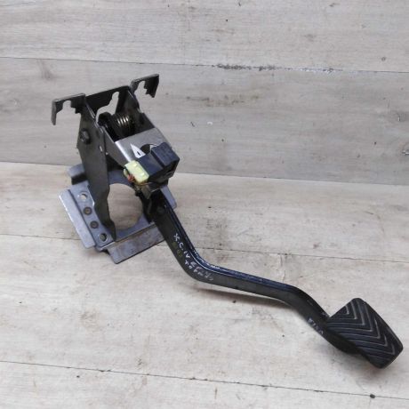 pedal-tormoza-hyundai-sonata-4-ef-art-83211-big-0