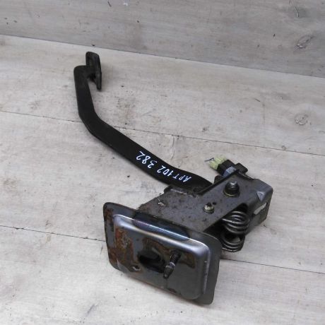 pedal-scepleniia-hyundai-sonata-4-ef-art-83525-big-2