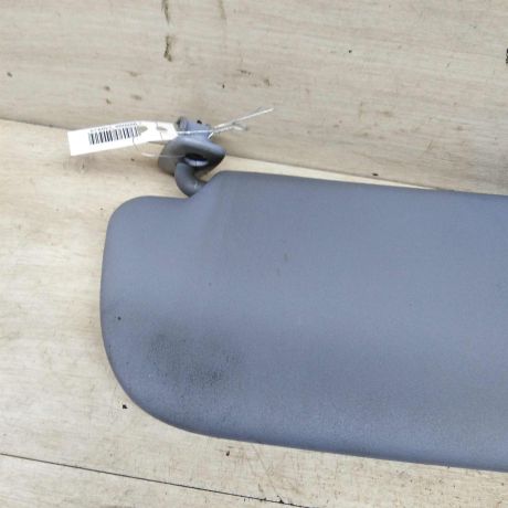 kozyrek-solncezashhitnyi-audi-a3-8l-art-83603-big-7