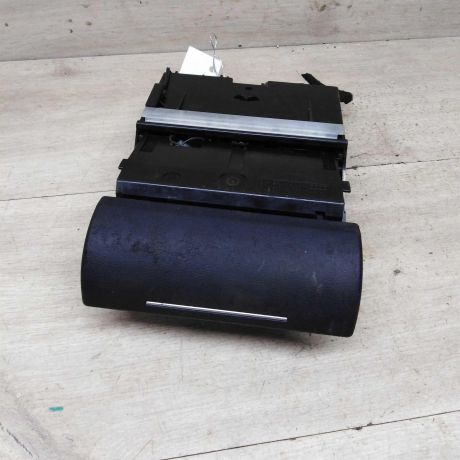 pepelnica-audi-a3-8l-art-83674-big-0