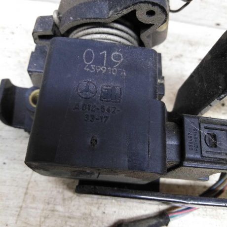 datcik-s-pedali-gaza-a0125423317-mercedes-vito-w638-22tdi-1999gv-akpp-mercedes-vito-w638-art-83775-big-3