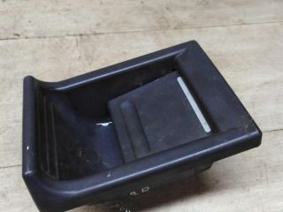 pepelnica-zadniaia-pravaia-mercedes-vito-w638-art-83814