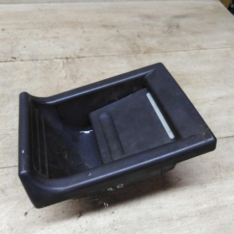 pepelnica-zadniaia-pravaia-mercedes-vito-w638-art-83814-big-0