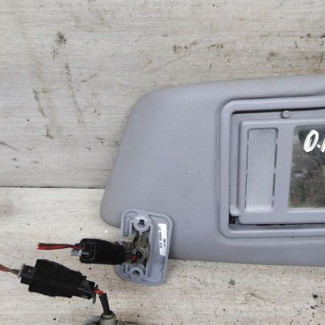 kozyrek-solncezashhitnyi-opel-astra-h-art-84047-big-2