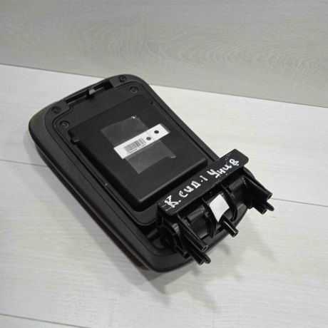 podlokotnik-kia-ceed-art-84052-big-2