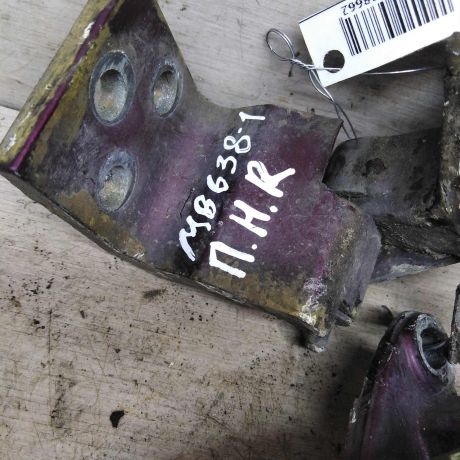 petlia-dveri-peredniaia-pravaia-mercedes-vito-w638-art-84107-big-3