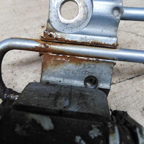 petlia-dveri-nizniaia-levaia-audi-a3-8l-art-84450-big-1