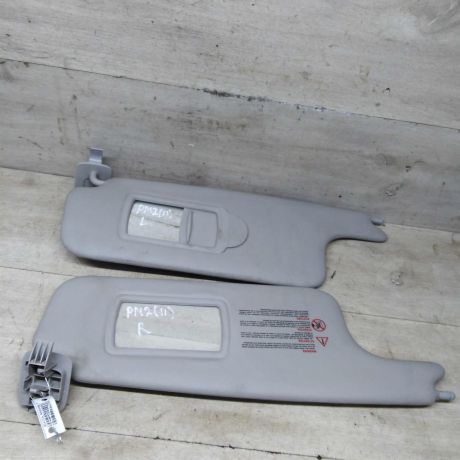 kozyrek-solncezashhitnyi-renault-megane-ii-art-84719-big-0