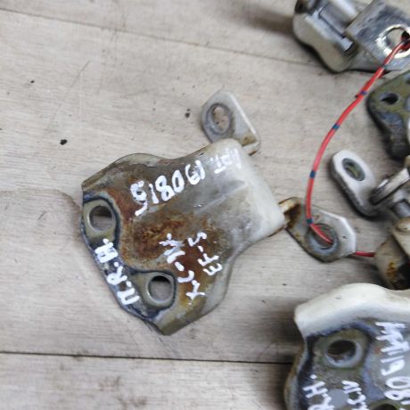 petlia-dveri-kia-magentis-hyundai-sonata-4-ef-art-85090-big-1