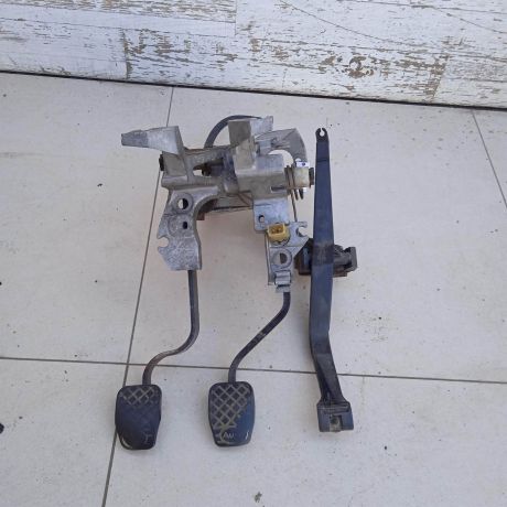 blok-pedalei-pedalnyi-uzel-audi-80-b4-art-85780-big-3