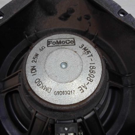 dinamik-akusticeskii-perednii-ford-focus-2-art-87211-big-1