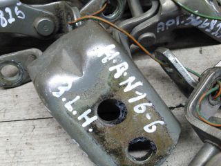 petlia-dveri-nissan-almera-n16-art-87465