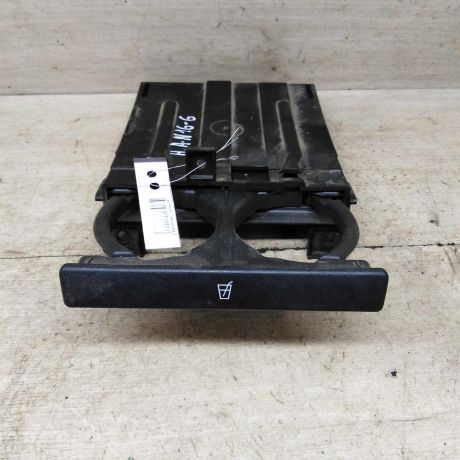 podstakannik-nissan-almera-n16-art-87495-big-2