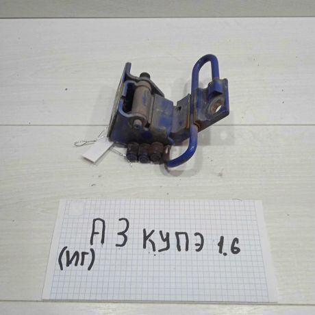 petlia-dveri-pravaia-nizniaia-audi-a3-8l-art-87872-big-0