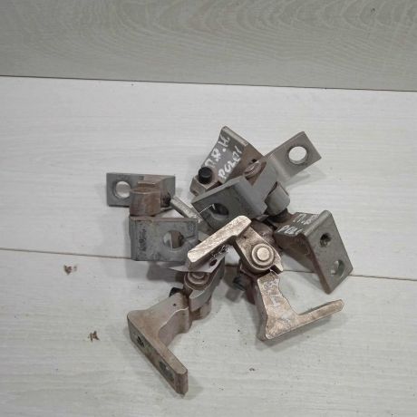 petlia-dveri-volkswagen-polo-5-art-88319-big-0