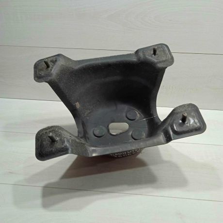 kronstein-krepleniia-zapasnogo-kolesa-honda-cr-v-ii-art-88907-big-1