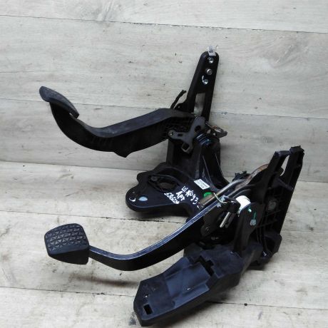 pedalnyi-uzel-blok-chevrolet-cruze-art-89075-big-0