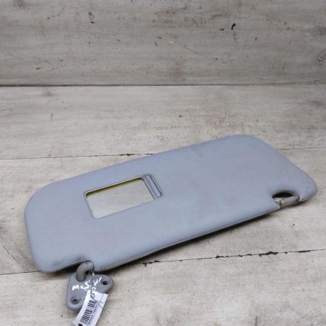 kozyrek-solncezashhitnyi-pravyi-mitsubishi-space-wagon-iii-art-89306-big-3