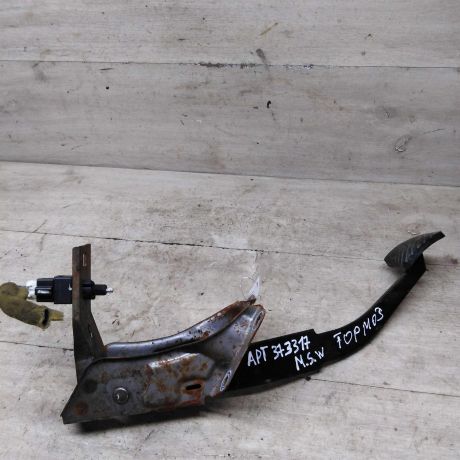 pedal-tormoza-mitsubishi-space-wagon-iii-restailing-art-89330-big-0