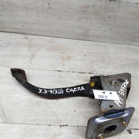 pedal-scepleniia-hyundai-elantra-iii-dorestailing-art-89341-big-0