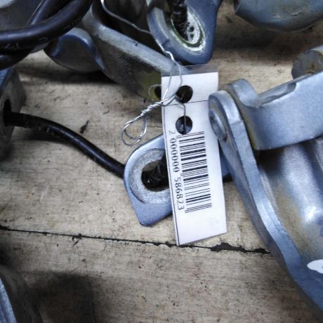 petlia-dveri-chevrolet-cruze-art-89363-big-2