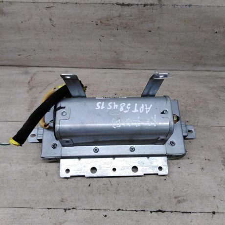 poduska-bezopasnosti-airbag-pravaia-v-torpedu-hyundai-elantra-iii-art-89865-big-0