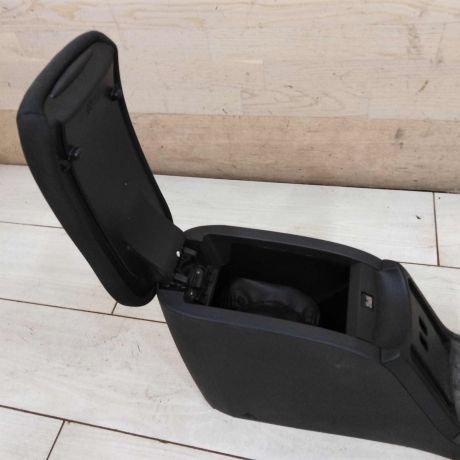 podlokotnik-renault-megane-ii-art-89888-big-3