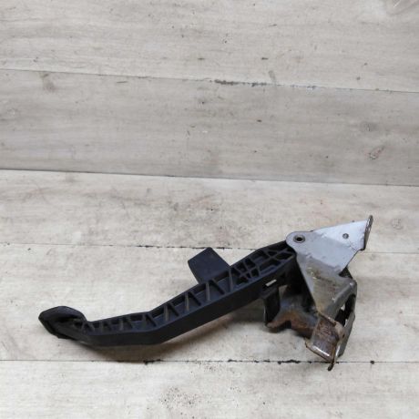 pedal-scepleniia-ford-focus-ii-dorestailing-art-90067-big-3