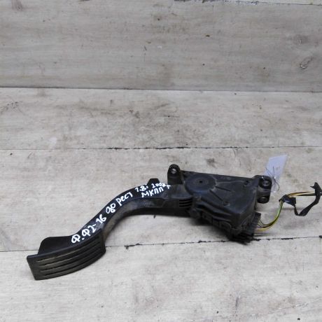 pedal-gaza-ford-focus-ii-dorestailing-art-90070-big-3