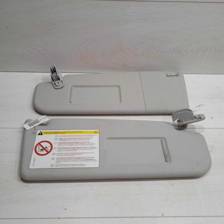 kozyrek-solncezashhitnyi-skoda-yeti-i-art-90565-big-0