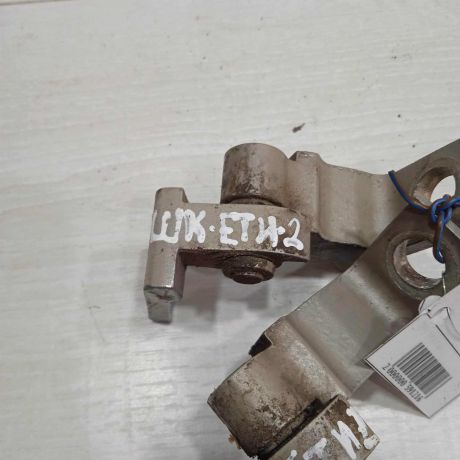 petlia-dveri-levaia-skoda-yeti-i-art-90682-big-1