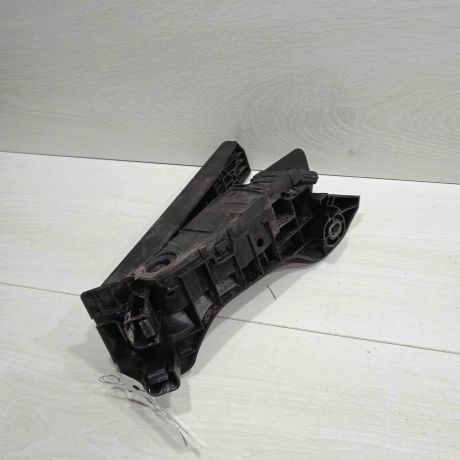 pedal-gaza-skoda-yeti-i-dorestailing-art-90812-big-1