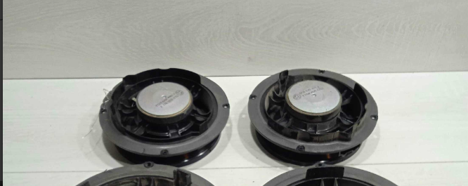 dinamik-akusticeskii-zadnii-skoda-yeti-i-art-91152-big-2