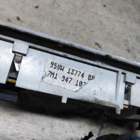 plafon-salona-ford-galaxy-art-91439-big-1