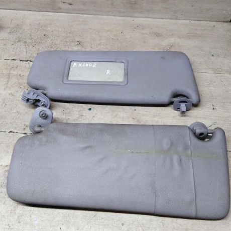 kozyrek-solncezashhitnyi-renault-clio-ii-art-91854-big-0