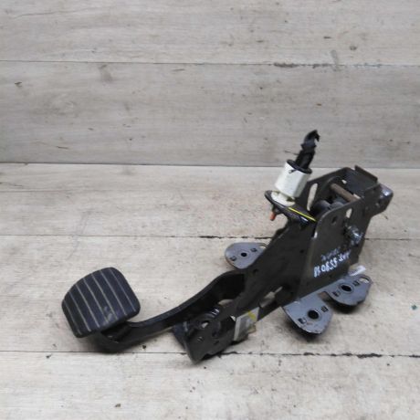 pedal-tormoza-renault-megane-iii-art-92188-big-0