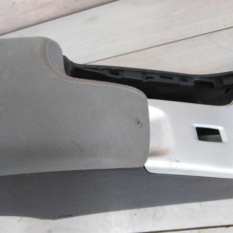 podlokotnik-renault-megane-iii-art-92190-big-2