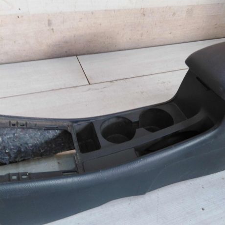 podlokotnik-toyota-corolla-ix-e120-e130-art-92605-big-6