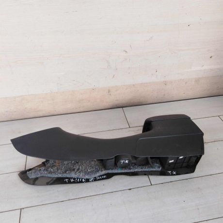 podlokotnik-toyota-corolla-ix-e120-e130-art-92605-big-3