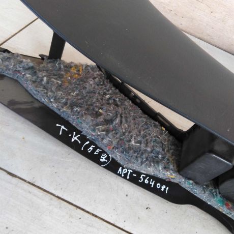 podlokotnik-toyota-corolla-ix-e120-e130-art-92605-big-1