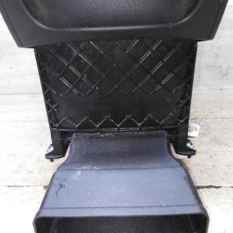 podlokotnik-volkswagen-passat-b6-art-92839-big-8