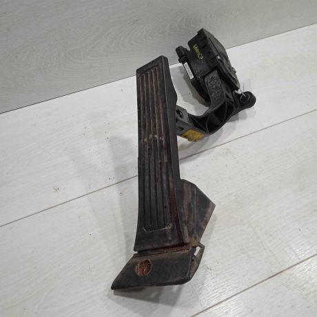 pedal-tormoza-hyundai-ix35-i-art-92971-big-0