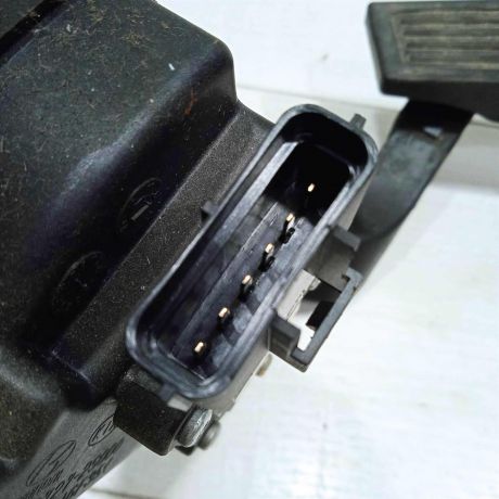 pedal-tormoza-hyundai-ix35-i-art-92971-big-3